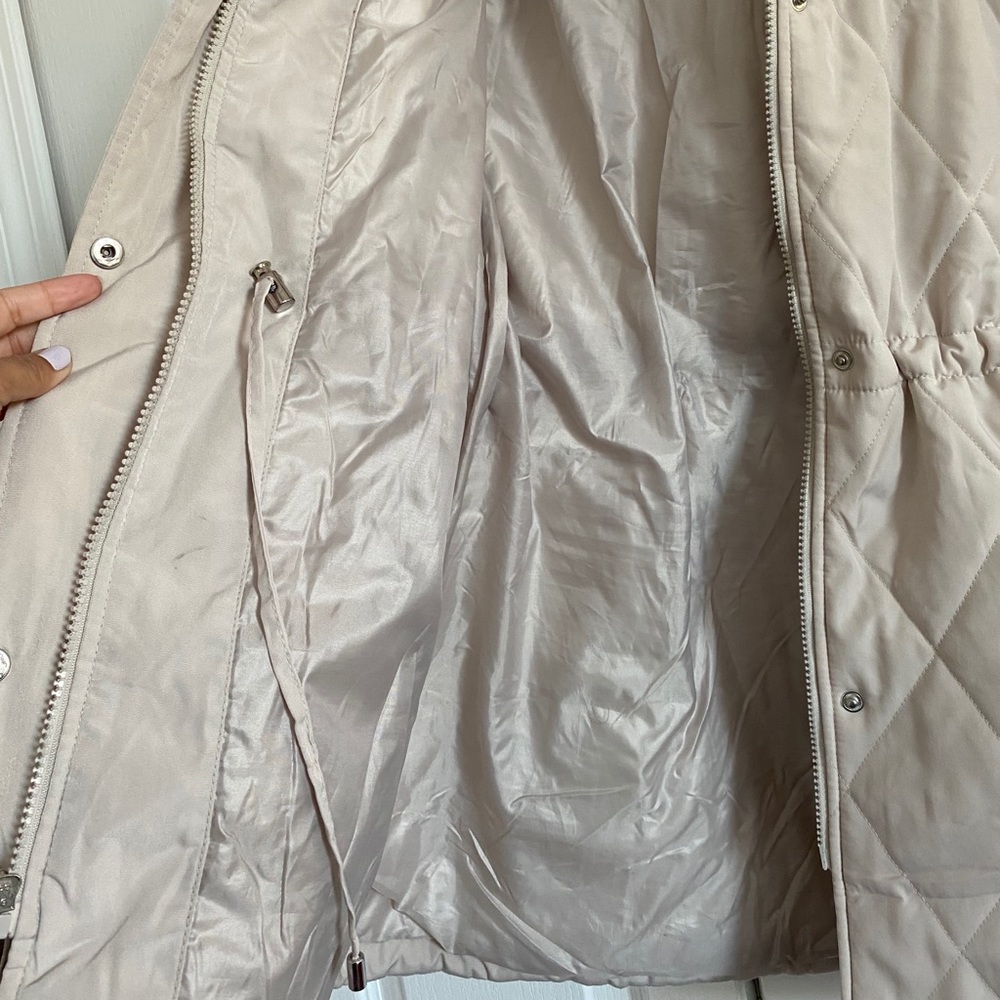 Jacket - Picture 7 of 8
